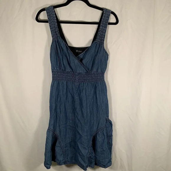 INC Dress Women’s 4 Chambray V-neck Mini Dress Sleeveless Pockets Denim - Picture 1 of 10